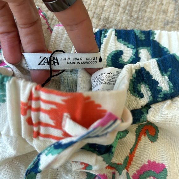 Zara Mexico drawstring abstract shorts with beaded detail size S BNWT - Picture 3 of 5